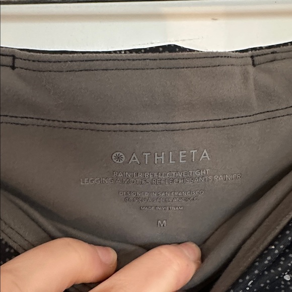 Athleta Rainer Reflective Tight - Picture 7 of 8